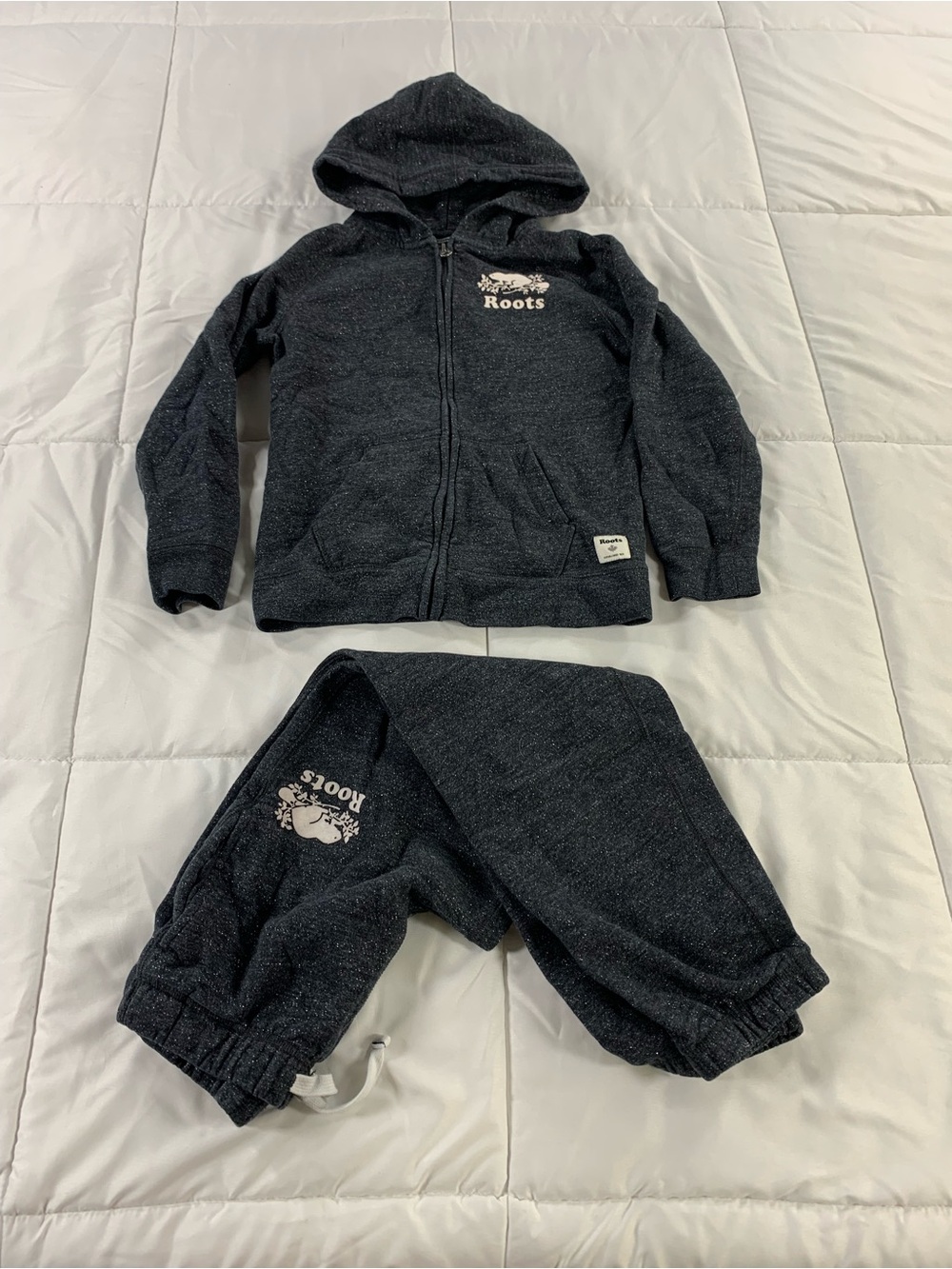 Pre loved ROOTS kids track suit set boys size 10